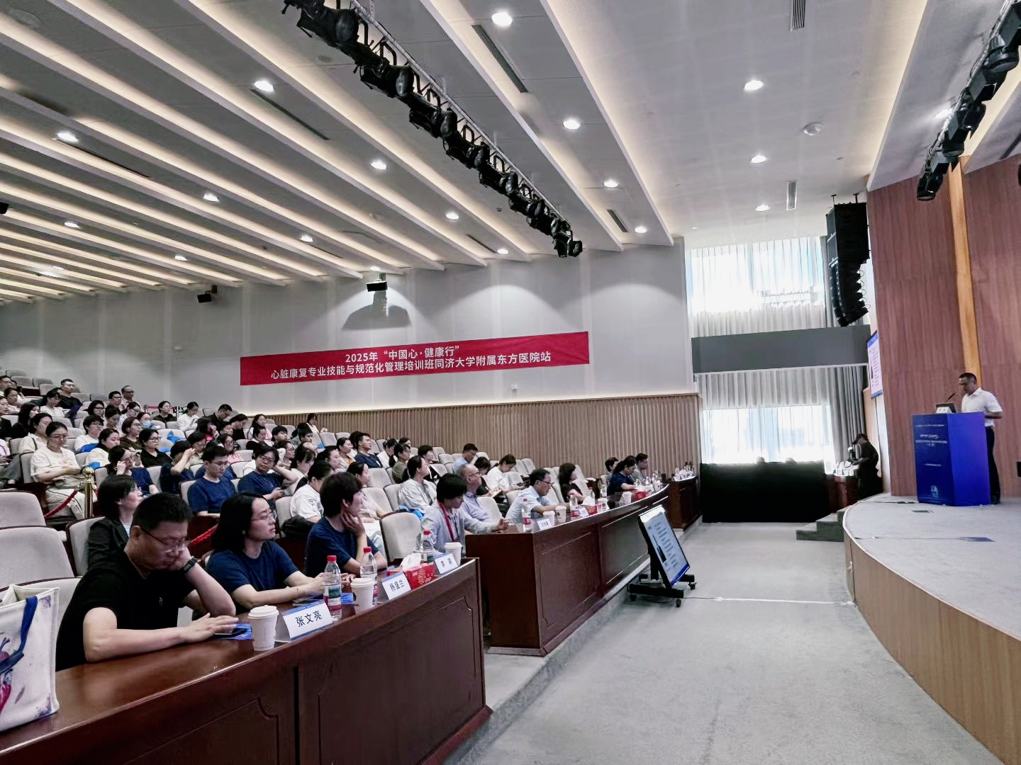 68d9eb7716717.jpg 68d9eb7716717.jpg